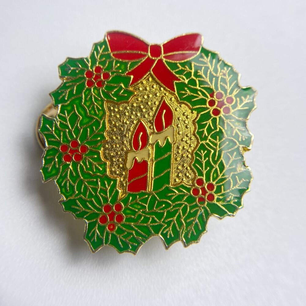 Christmas Wreath Candle Brooch Gold Tone Holiday Pin